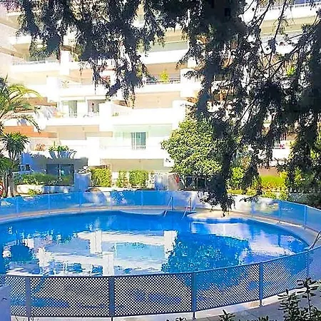 Hotel Fantastic 2 Minutes Walk From The 4*